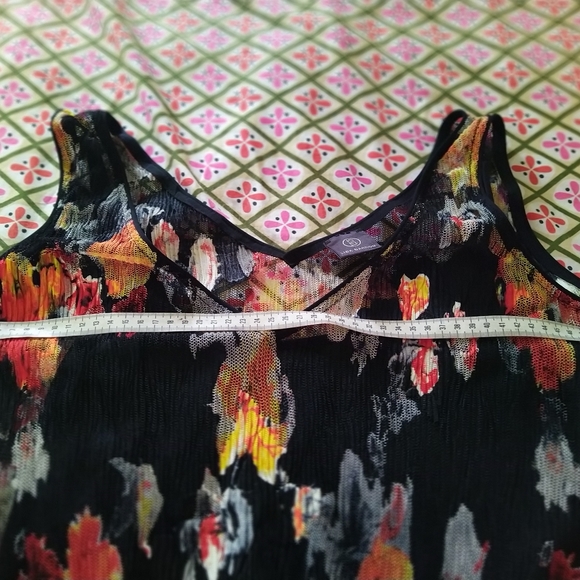 Dress /Sale 5 for $20 🎈 - Picture 10 of 12